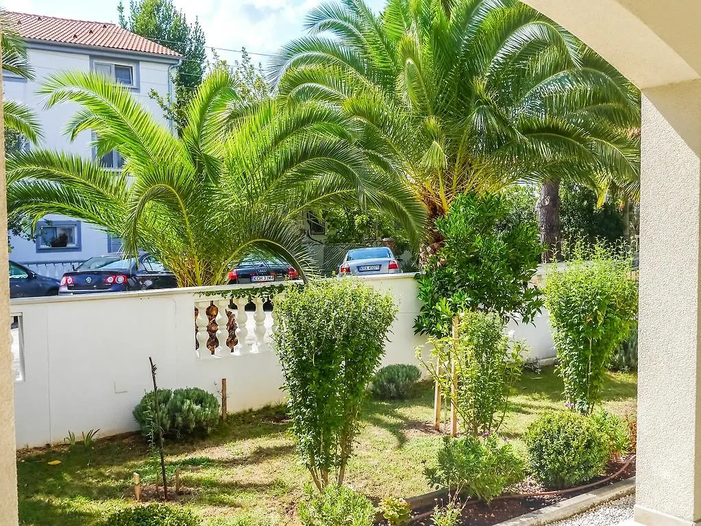 Apartments Villa Anka Bibinje 0*,